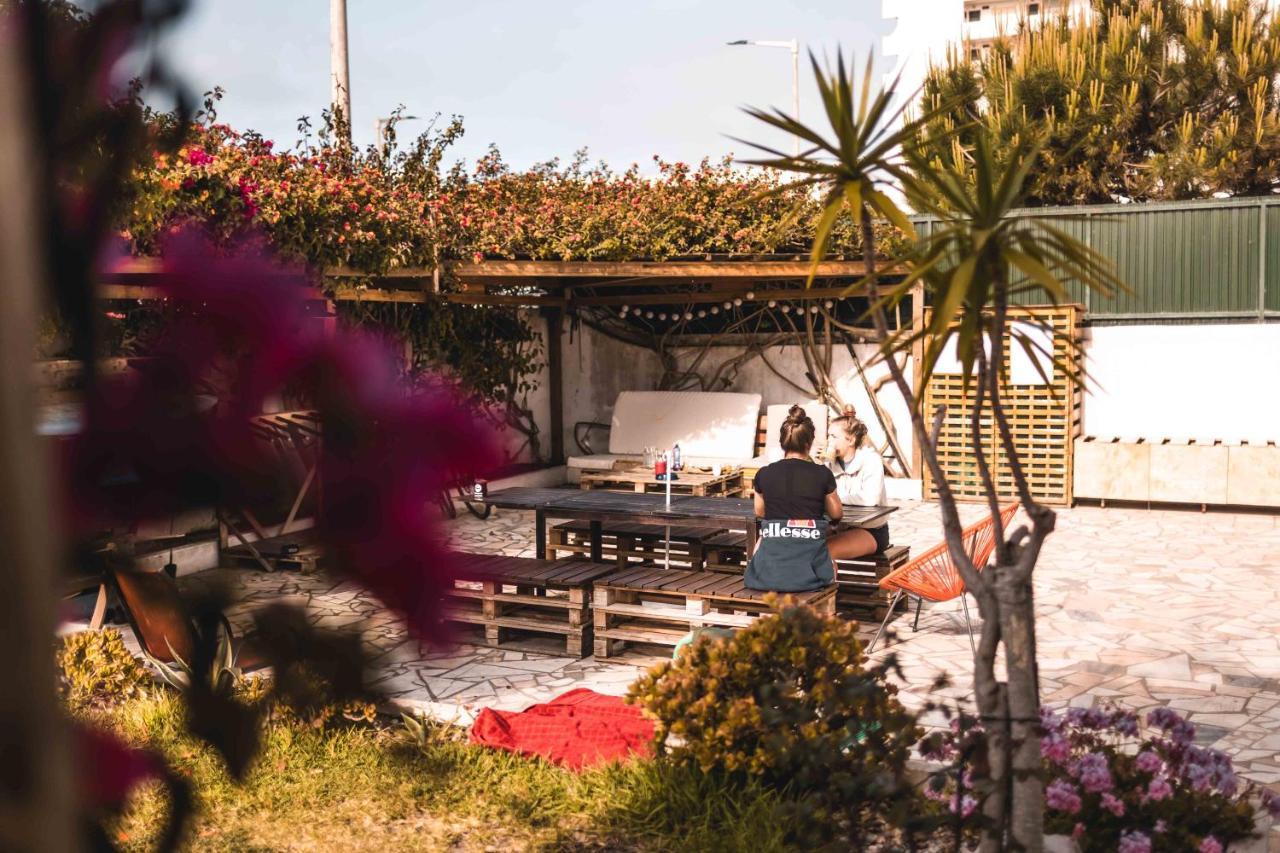 Sandycamps Surf House Baleal Buitenkant foto