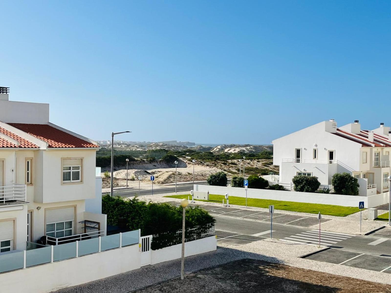 Sandycamps Surf House Baleal Buitenkant foto